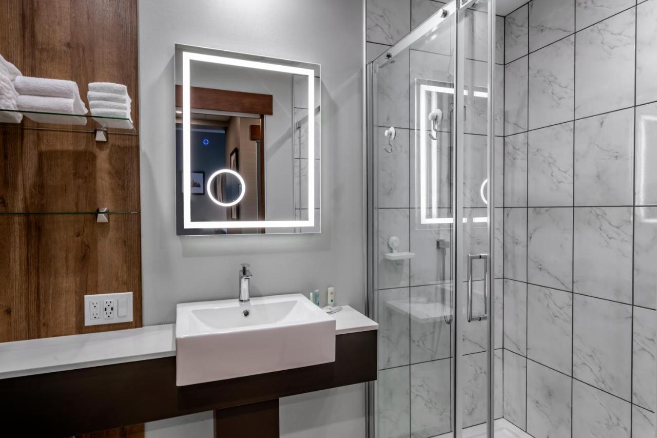 Quality Hotel & Conference Centre Edmundston Esterno foto