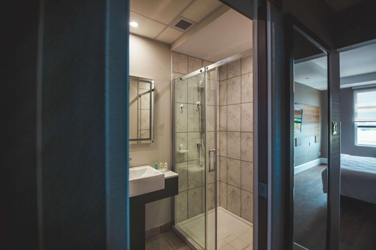 Quality Hotel & Conference Centre Edmundston Esterno foto